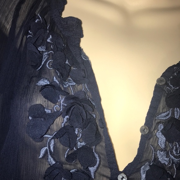 Sheer Blue Blouse - Picture 4 of 6